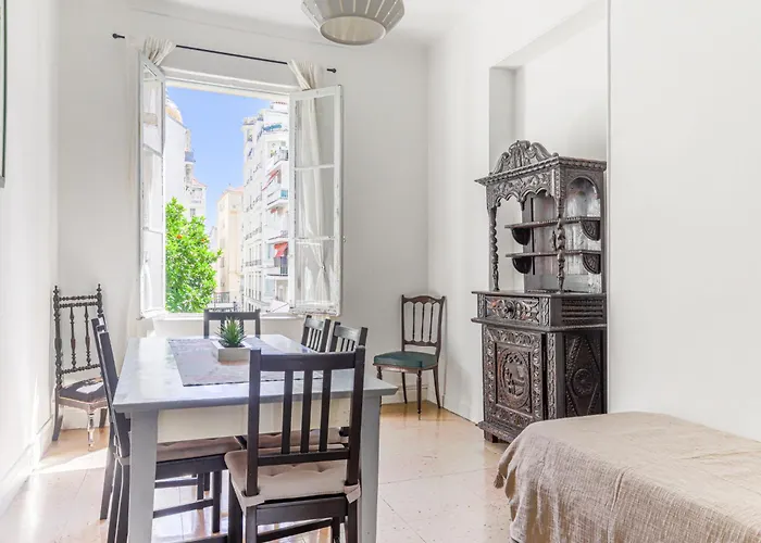 Herold-1 By Interhome نيس